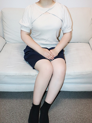 仙台人妻デリヘル【熟女の風俗最終章 仙台店】あかり